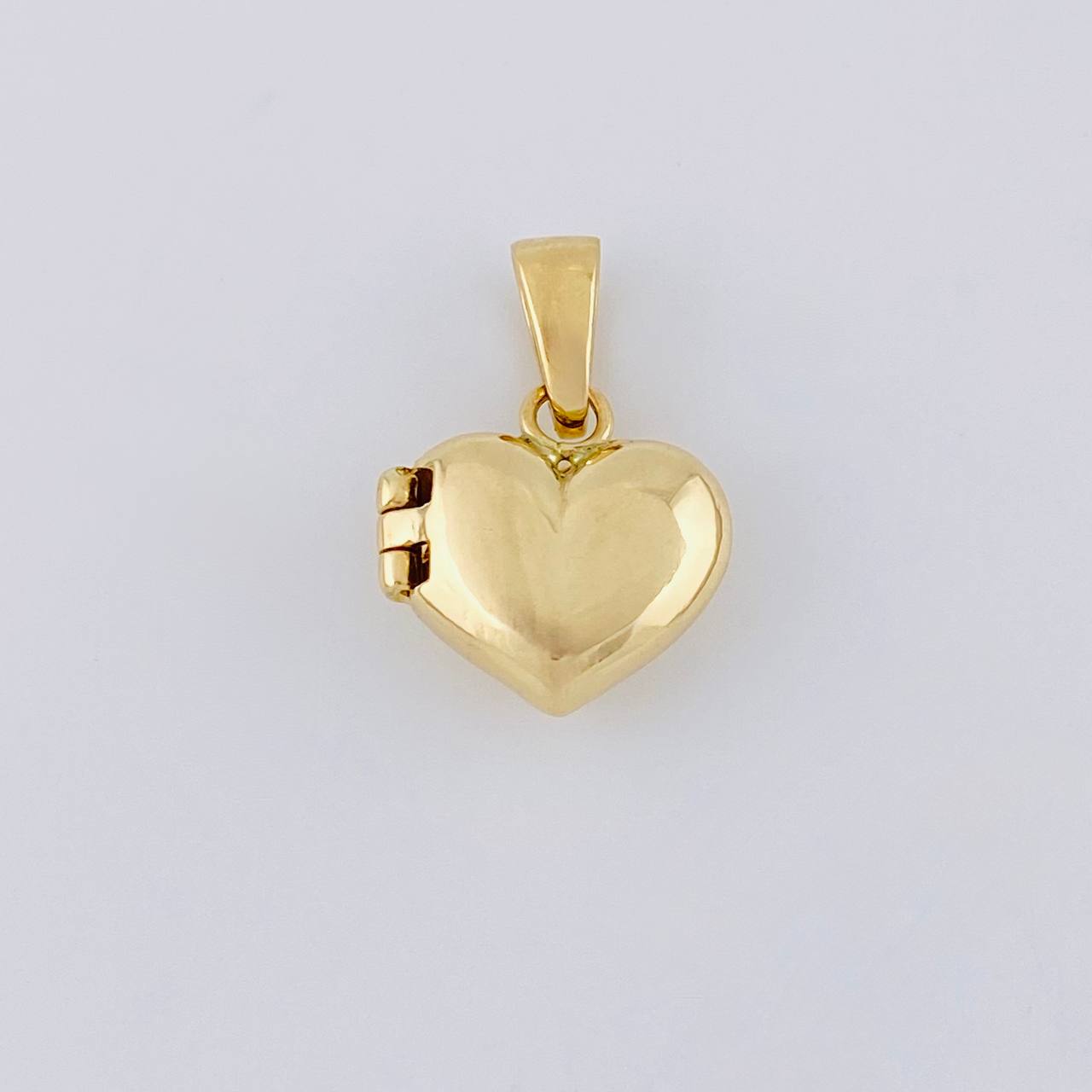 Dije Relicario Corazón 3.1 g / 2.1 cm Oro Amarillo 18K