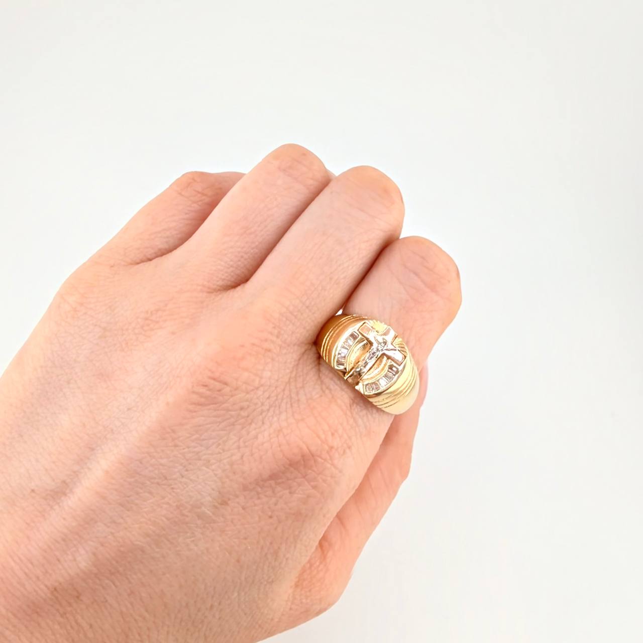 Anillo Cruz Cristo 6.25 g / T11 Dos Oros Amarillo Rosa 18K