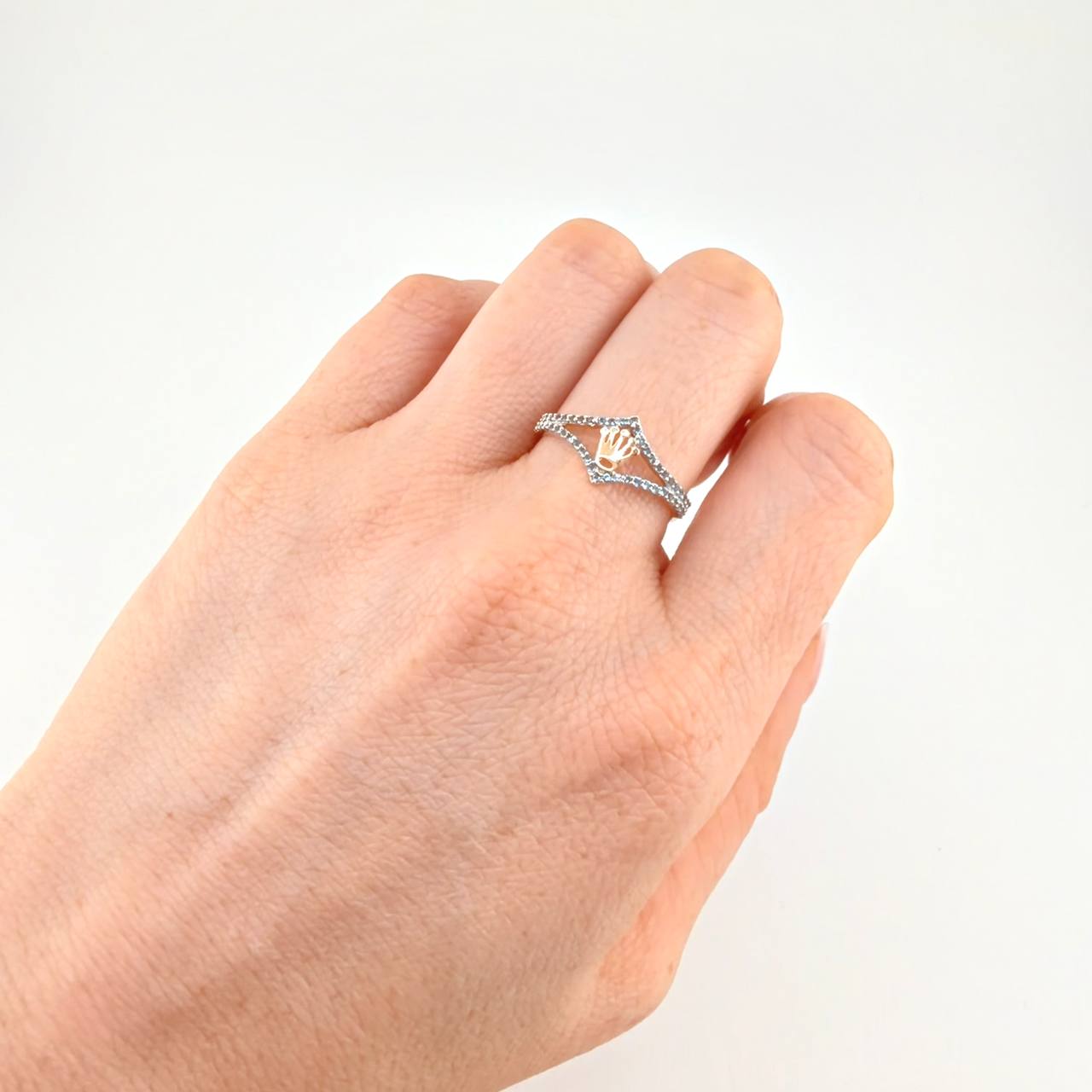 Anillo Corona Rombo 1.9 g / T7 3/4 Oro Amarillo 18K