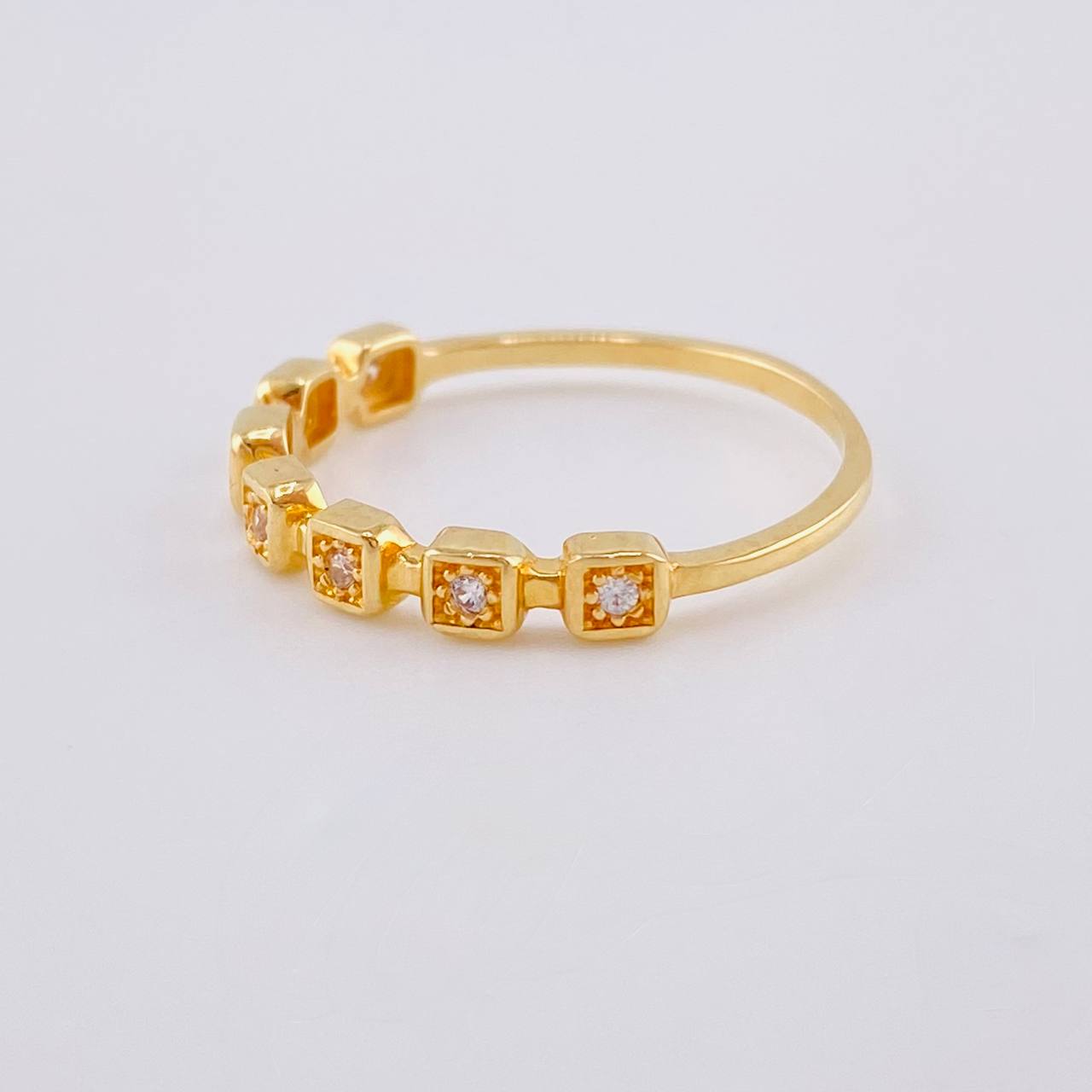 Anillo Churumbela Cubica 1.65 g / T6 3/4 Oro Amarillo 18K