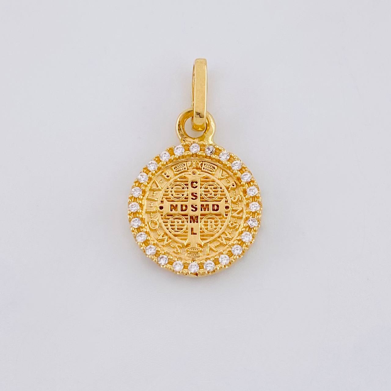 Dije Medalla San Benito 1.9 g / 2 cm Oro Amarillo 18K