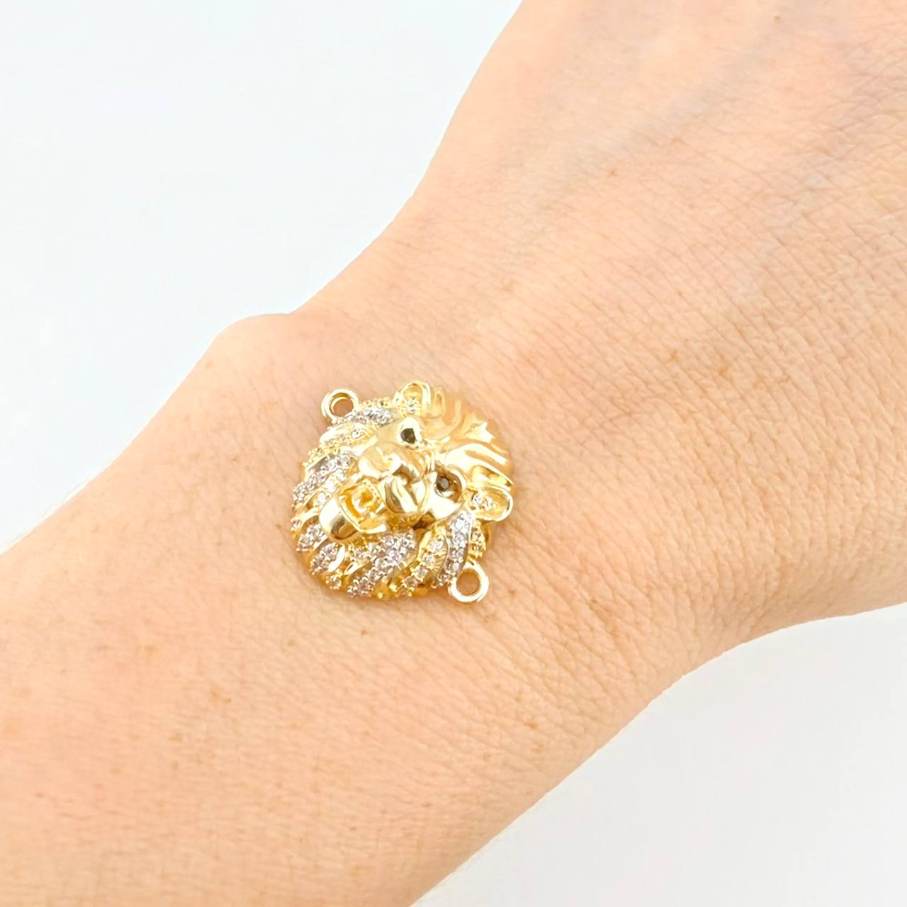 Herraje Rostro León 4.7 g / 2.3 cm Dos Oros Amarillo Blanco 18K
