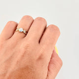 Anillo Solitario Rombos Laterales 1.95 g / T5 3/4 Oro Amarillo 18K