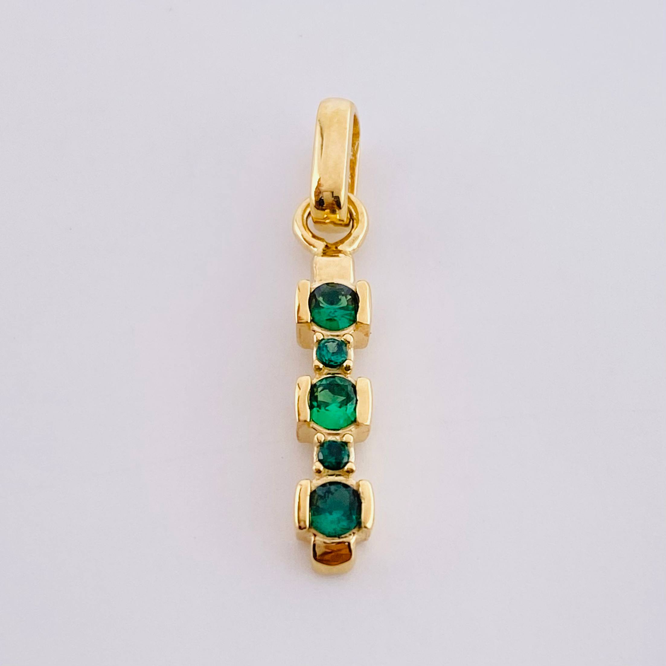 Dije Tres Cuencas 1.5 g / 2.3 cm Oro Amarillo 18K