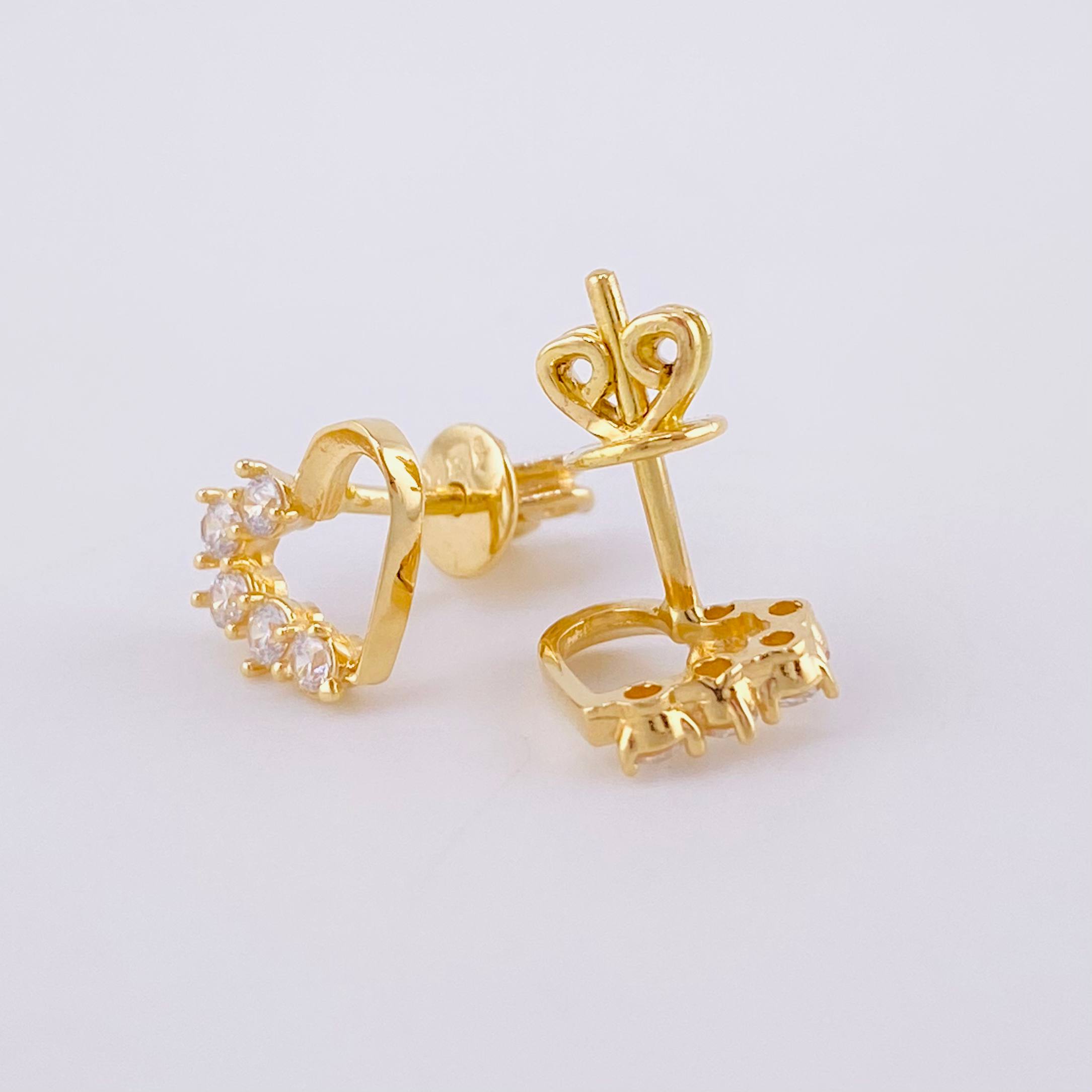 Topos Corazón Silueta 1.6 g / 7.4 mm Oro Amarillo 18K