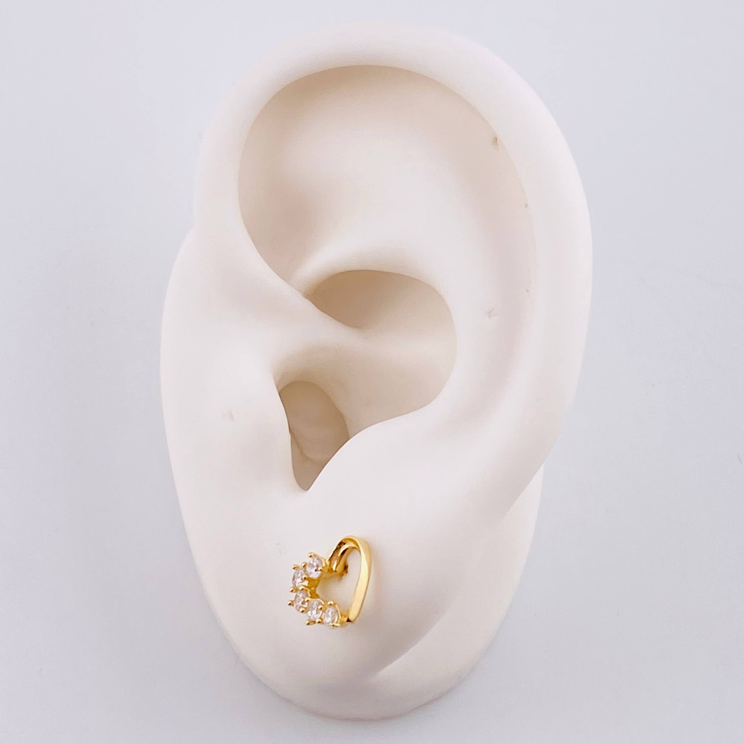 Topos Corazón Silueta 1.6 g / 7.4 mm Oro Amarillo 18K