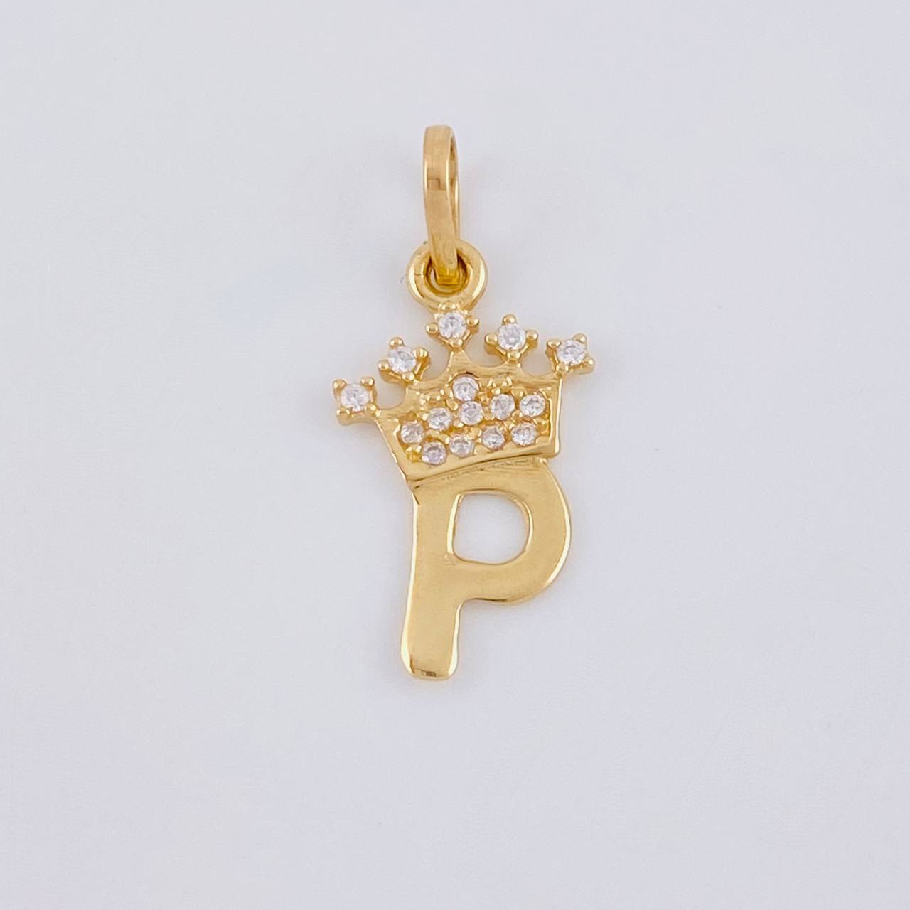 Dije Letra P Corona 0.8g / 2.2cm Oro Amarillo 18K