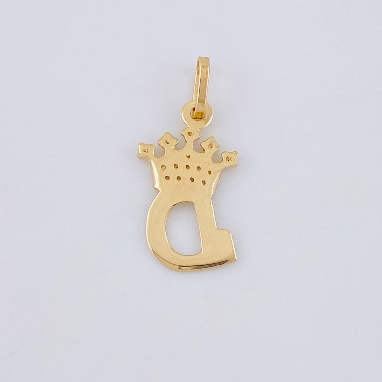 Dije Letra D Corona 0.7g / 2.2cm Oro Amarillo 18K