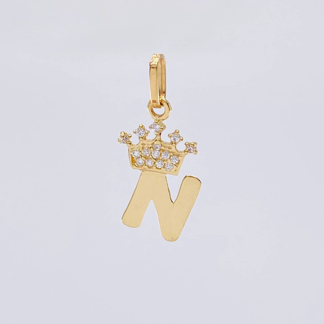 Dije Corona Letra N 0.7 g / 2.1 cm Oro Amarillo 18K