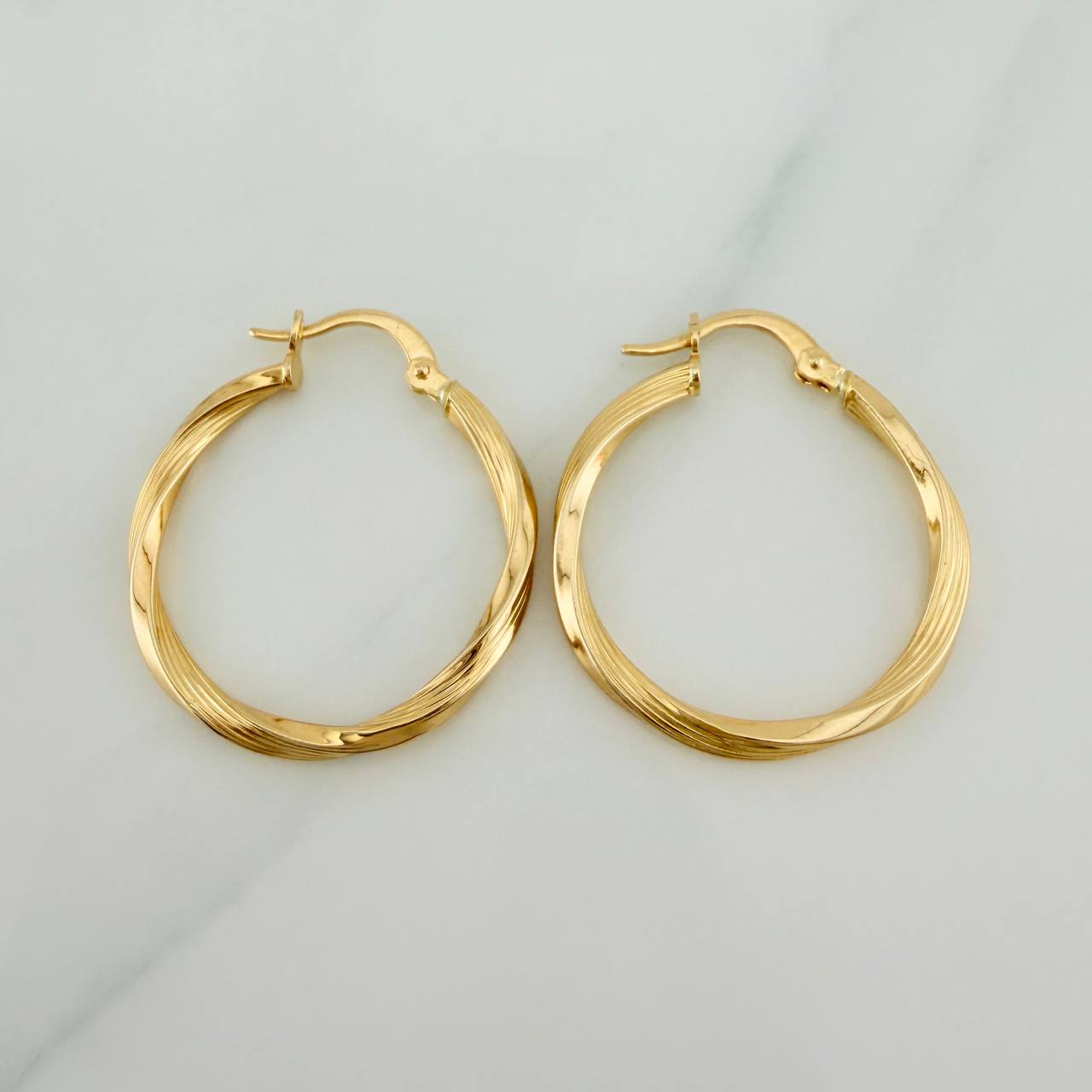 Candongas Mai 1.65gr / 2.8cm / Oro Amarillo 18K &