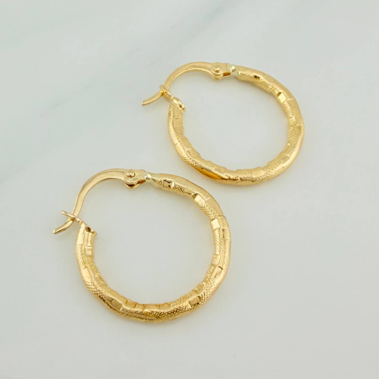 Candongas Sandra 1.4gr / 2.2cm / Oro Amarillo 18K &