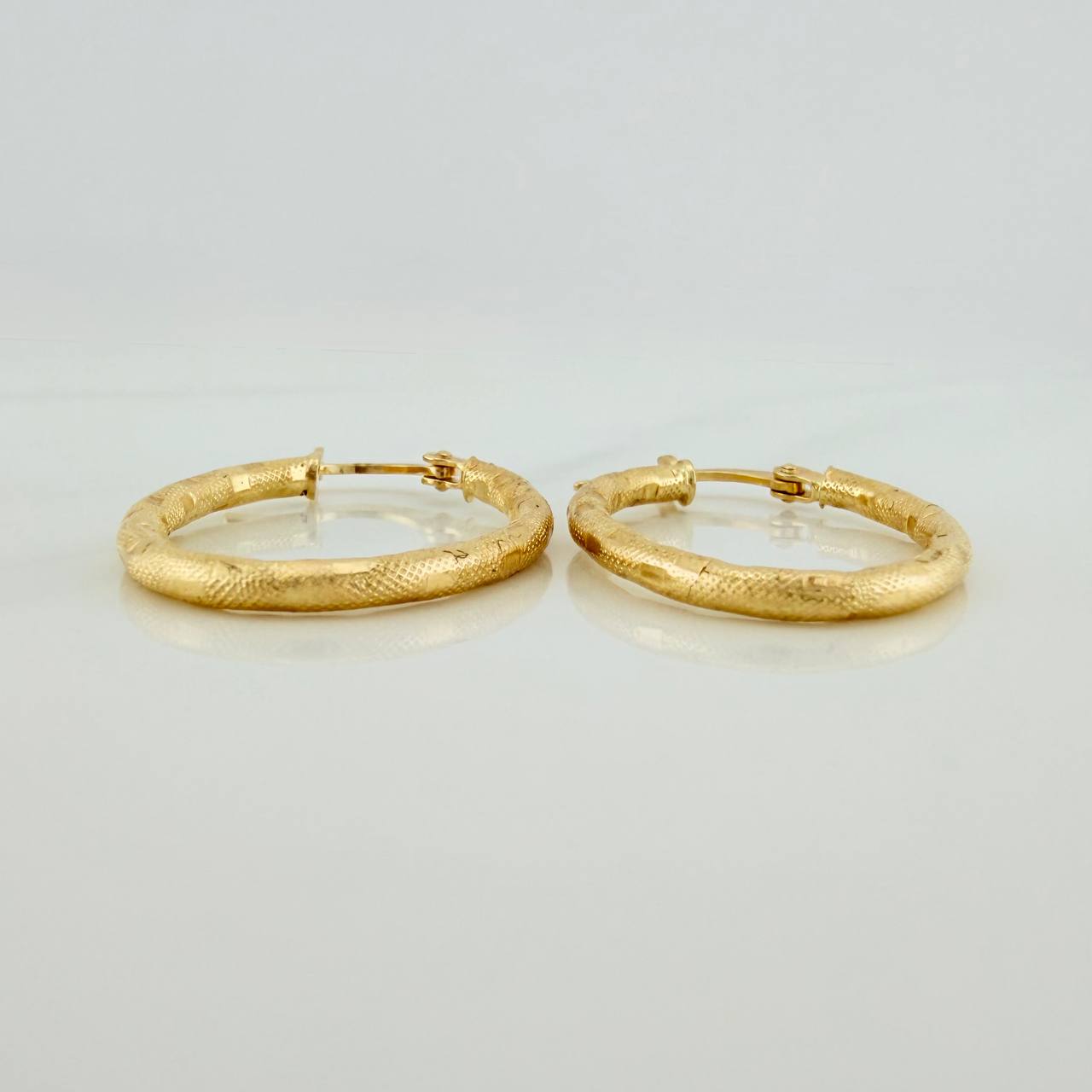 Candongas Sandra 1.55gr / 2.7cm / Oro Amarillo 18K