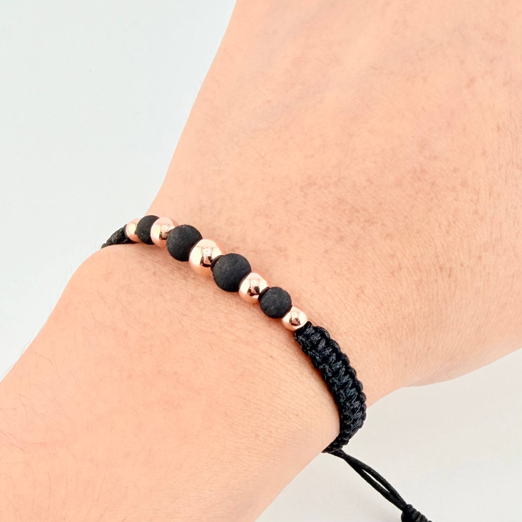 Pulsera Negra Penta Neo 5und / 4mm-6mm Oro Rosa 18K *