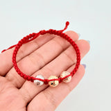 Pulsera Roja Trío Bolas 3und / 8mm Tres Oros 18K *