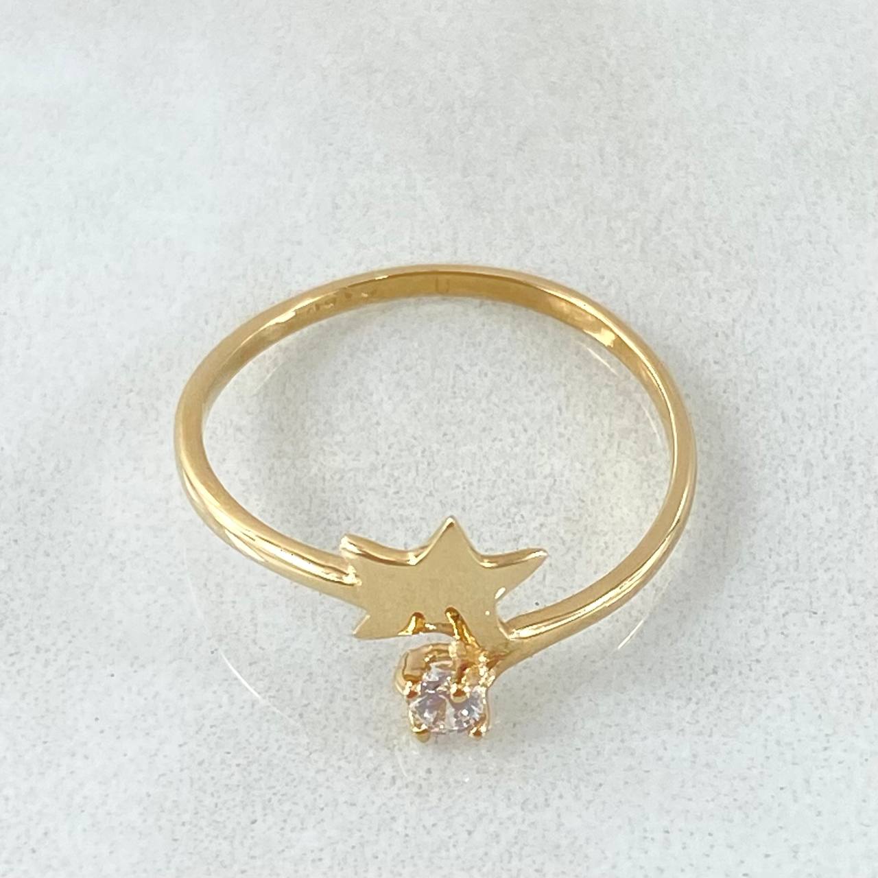 Anillo Estrella Fugaz 1.3gr / T6 1/4 / Oro Amarillo 18K ©