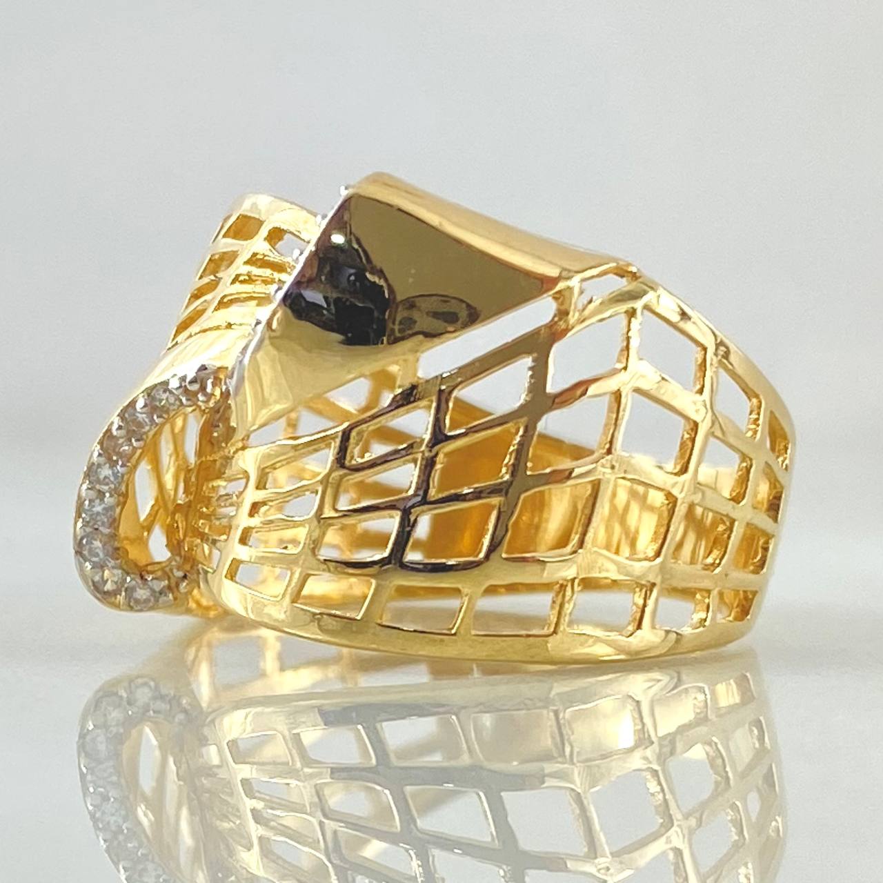 Anillo Ondas Enmalladas 3.9gr / T6 3/4 / Oro Amarillo 18K
