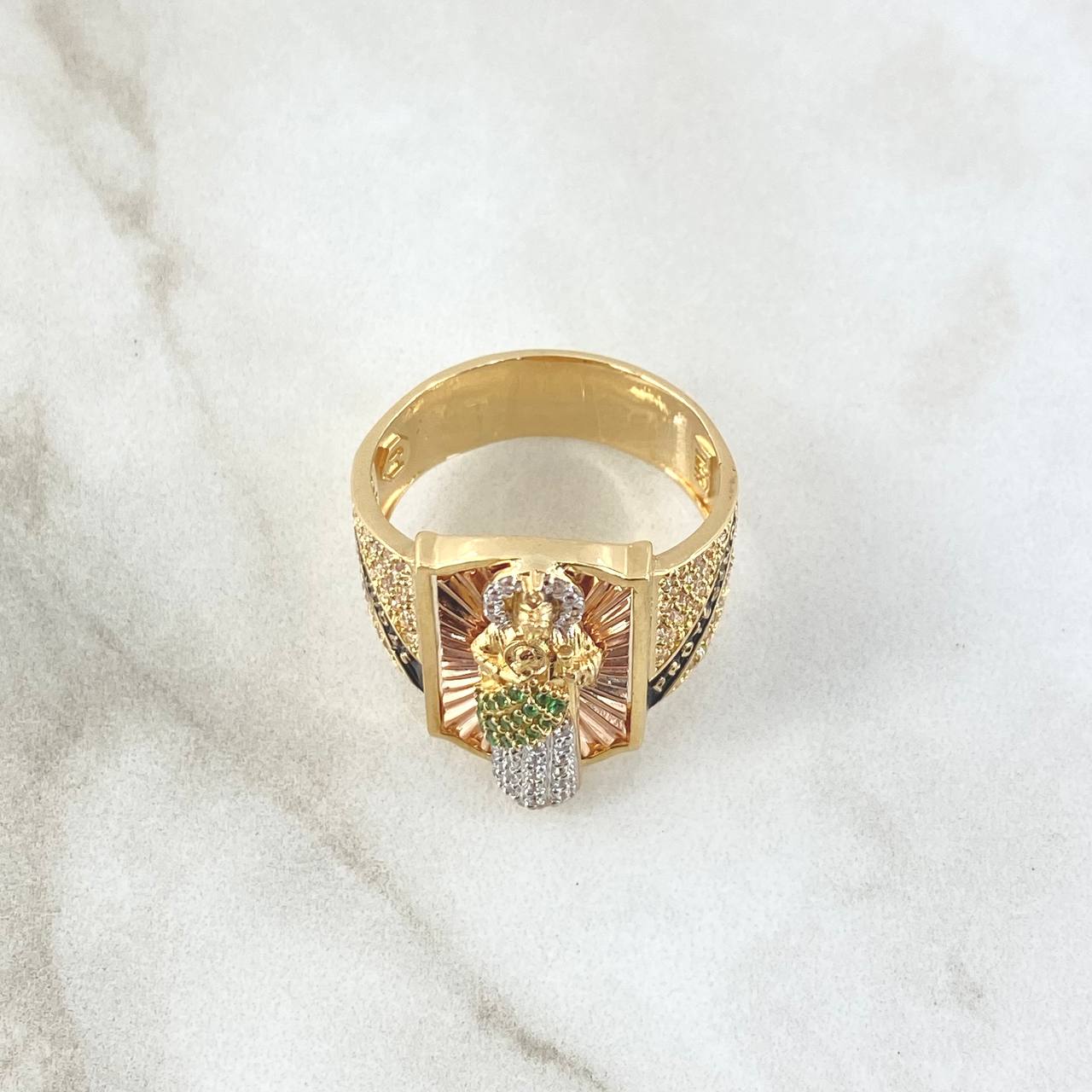 Anillo San Judas Sello Rectangulo 11gr / T10 / Texturizado Circones Blancos Verdes Dos Oros Amarillo Rosa 18K