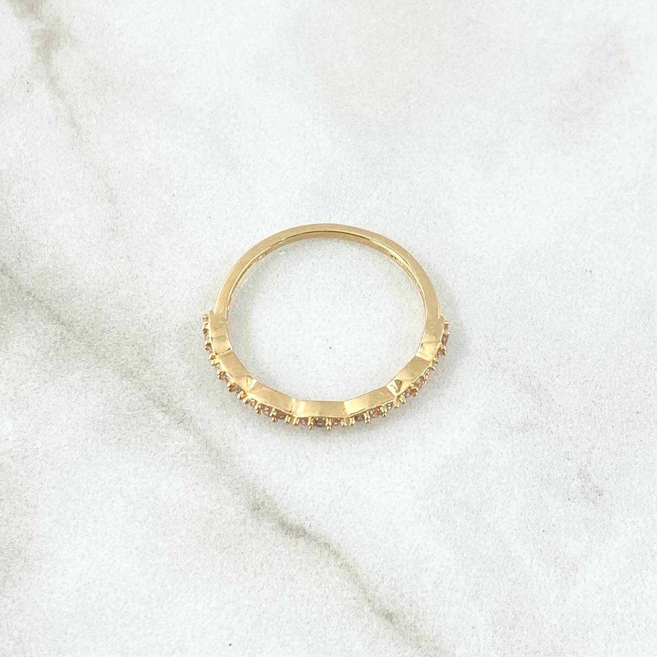 Anillo Infinto Continuo 1.45gr / T7 1/2 / Circones Blancos Oro Amarillo 18K ©