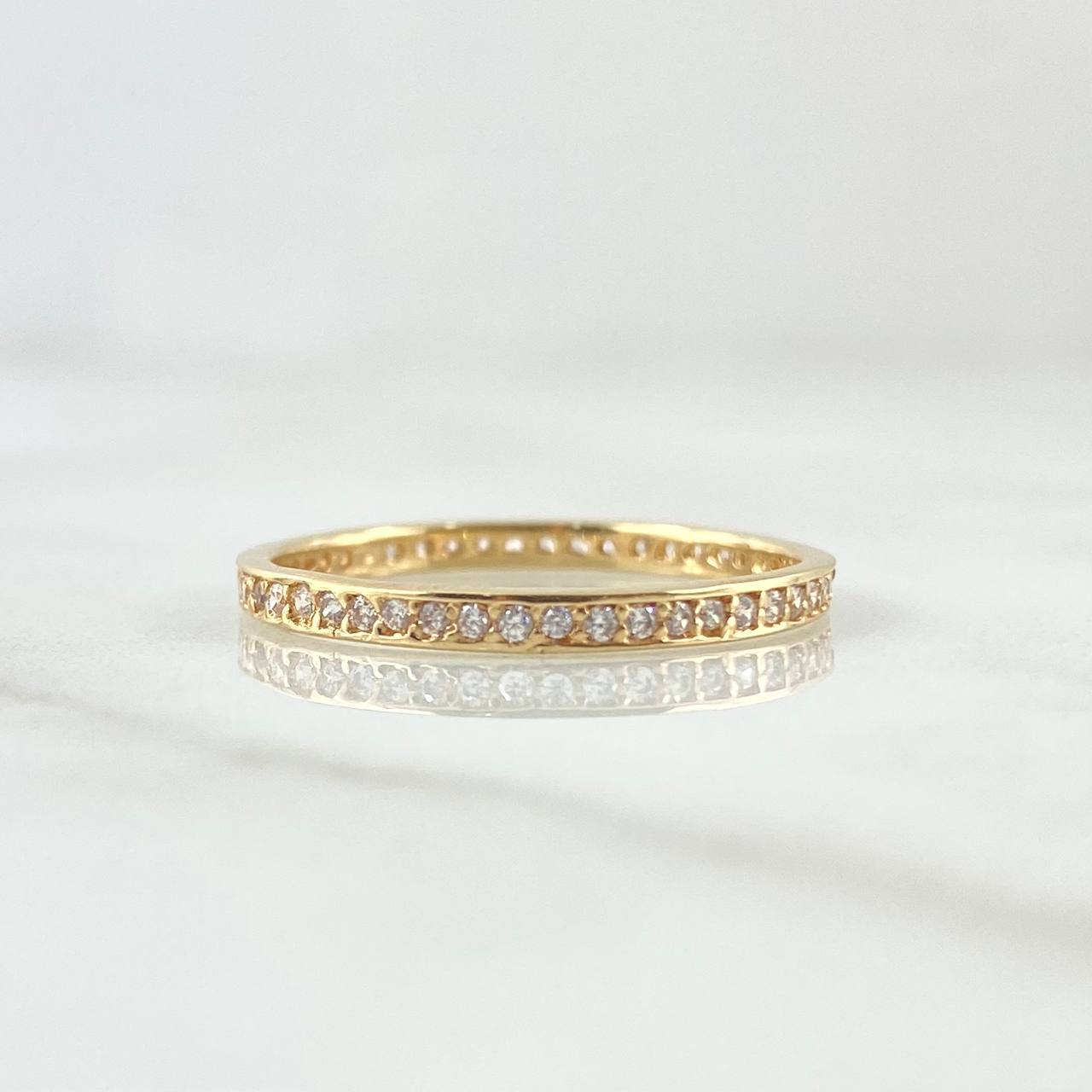 Anillo Churumbela Recta 1.35gr / T7 1/2 / Circones Blancos Oro Amarillo 18K ©
