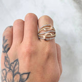 Anillo Curvas Entrelazadas 4.4gr / T6 1/4 / Tres Oros 18K