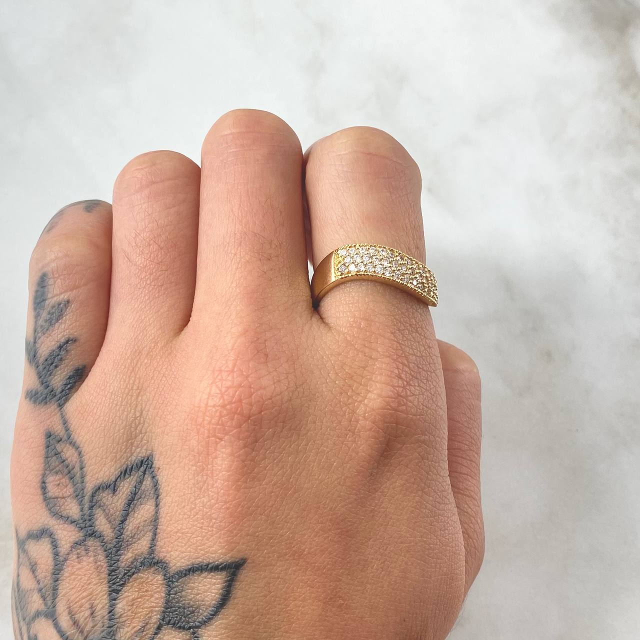 Anillo Ola Doble 3.4gr / T6 1/4 / Oro Amarillo 18K