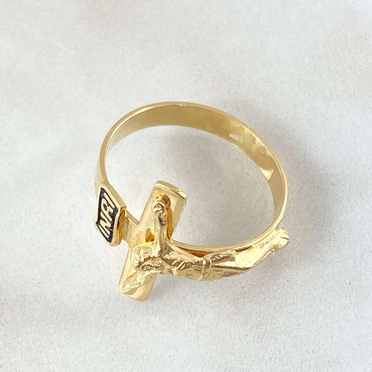Anillo Cruz Cristo 4.45gr / T9 1/4 / Oro Amarillo 18K