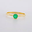 Anillo Solitario Seis Garra Esmeralda 20pts 1.6g / T7 Oro Amarillo 18K