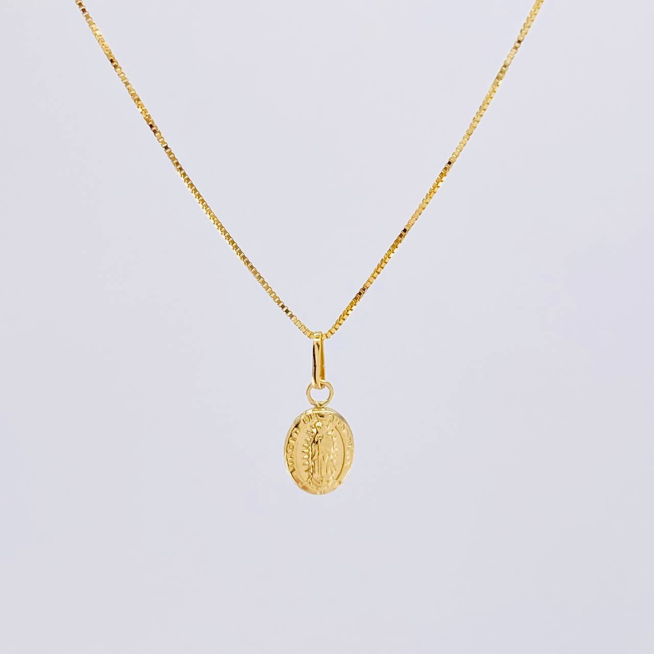 Set Cadena Veneciana + Dije Guadalupe / 1.45g / 45cm Oro Amarillo 18K