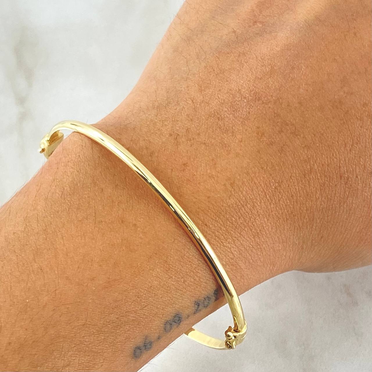 Pulso Aro Liso 5.05gr / 19cm / 3mm Oro Amarillo +4 18K *
