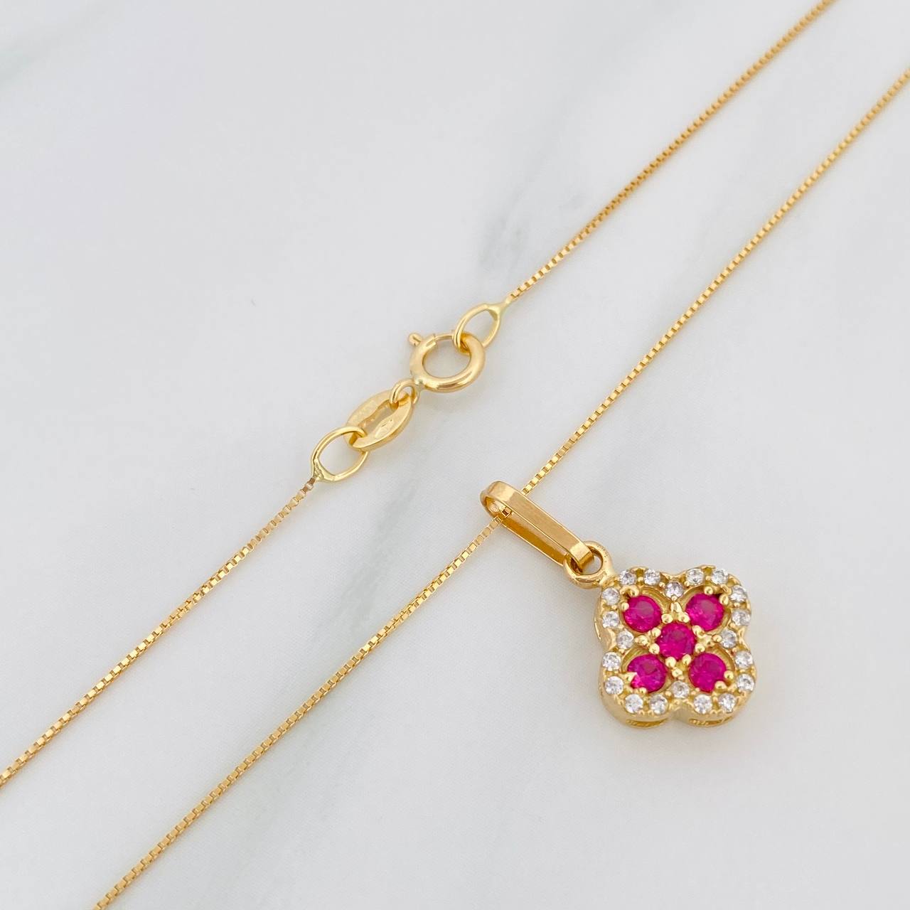 Set Cadena Veneciana + Dije Trebol / 2.15 g / 45 cm Oro Amarillo 18K