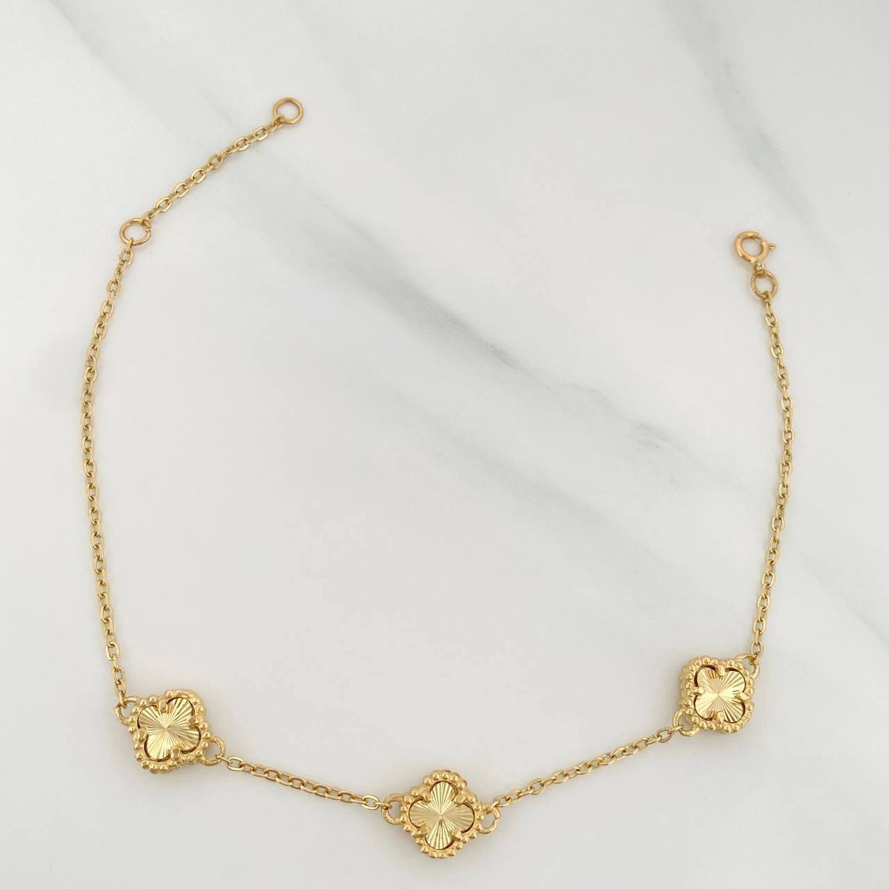 Pulso Modulable Aro Seguido Trebol 3.55 g / 17 cm - 19 cm / 1.2 mm Oro Amarillo 18K
