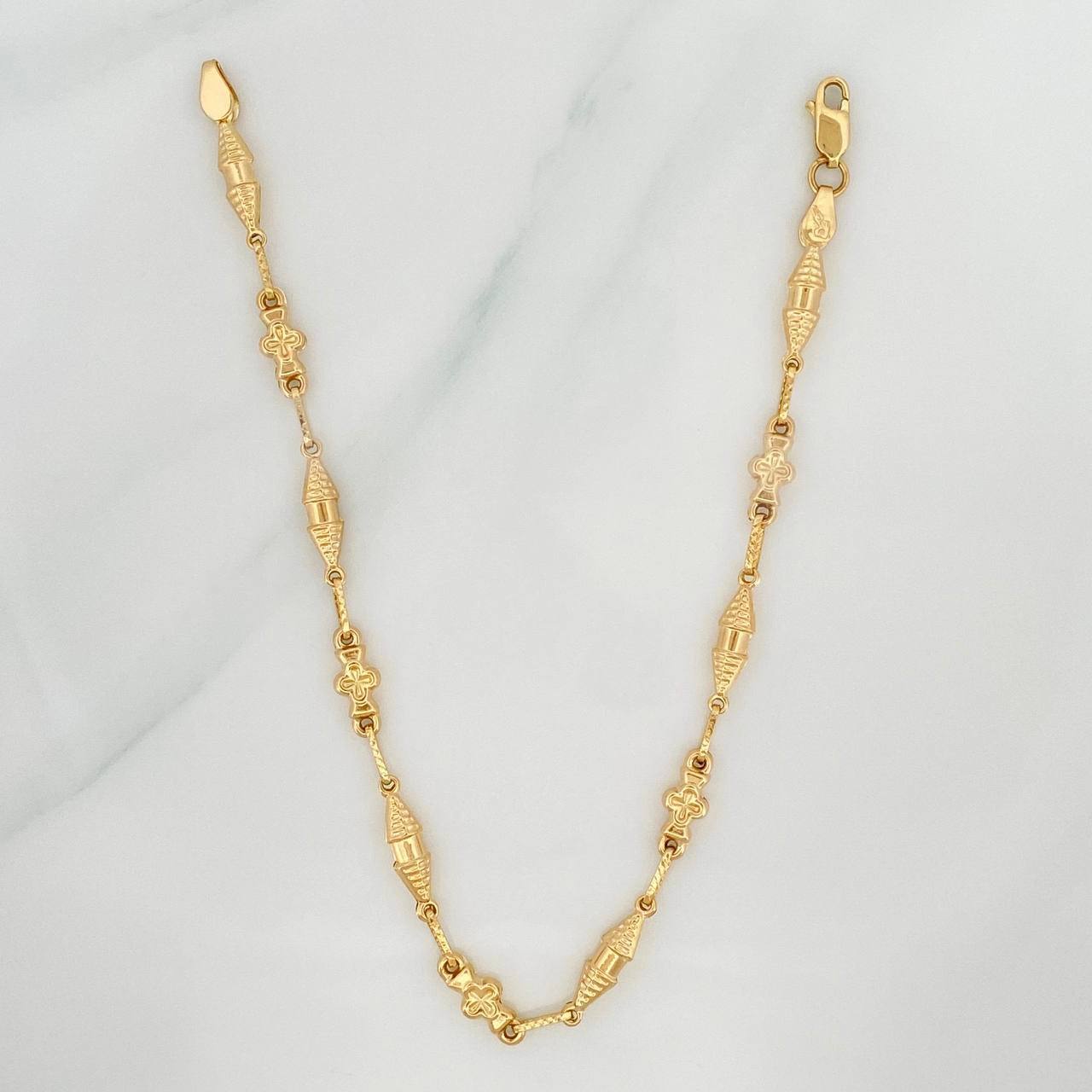 Pulso Rustico Dubai 4 g / 22 cm / 4 mm Oro Amarillo 18K