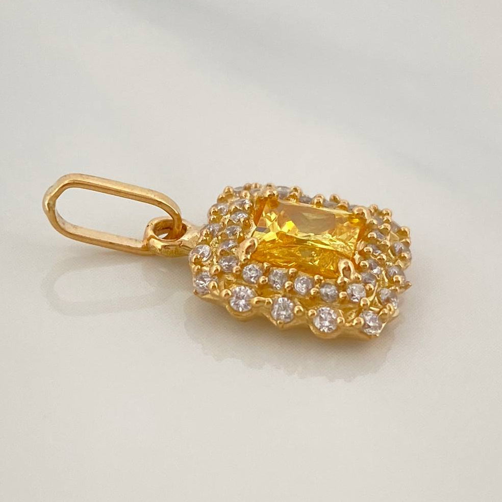 Dije Halo Cuadrado 2.1 g / 2 cm Oro Amarillo 18K