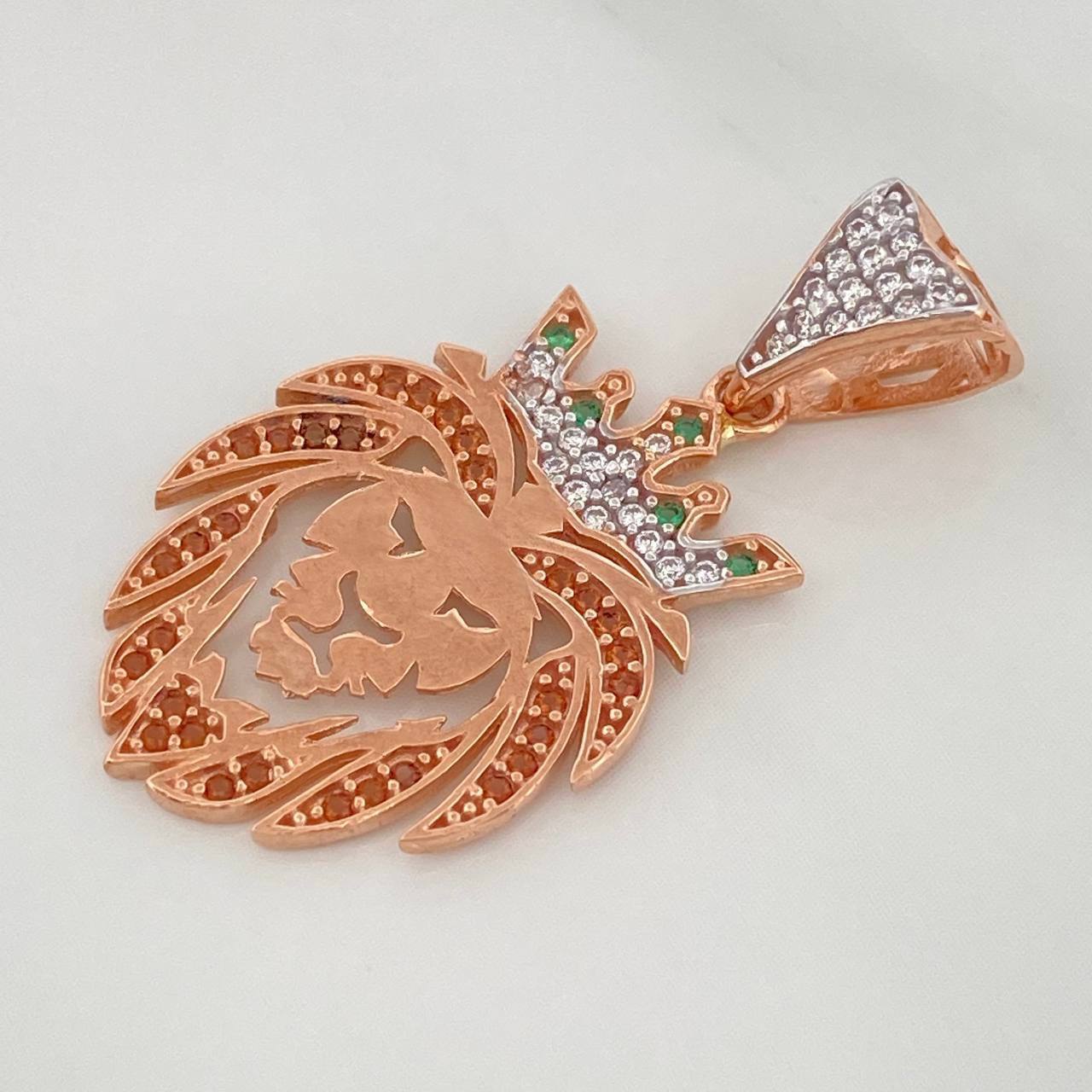 Dije León 3.1 g / 3.5 cm Dos Oros Blanco Rosa 18K