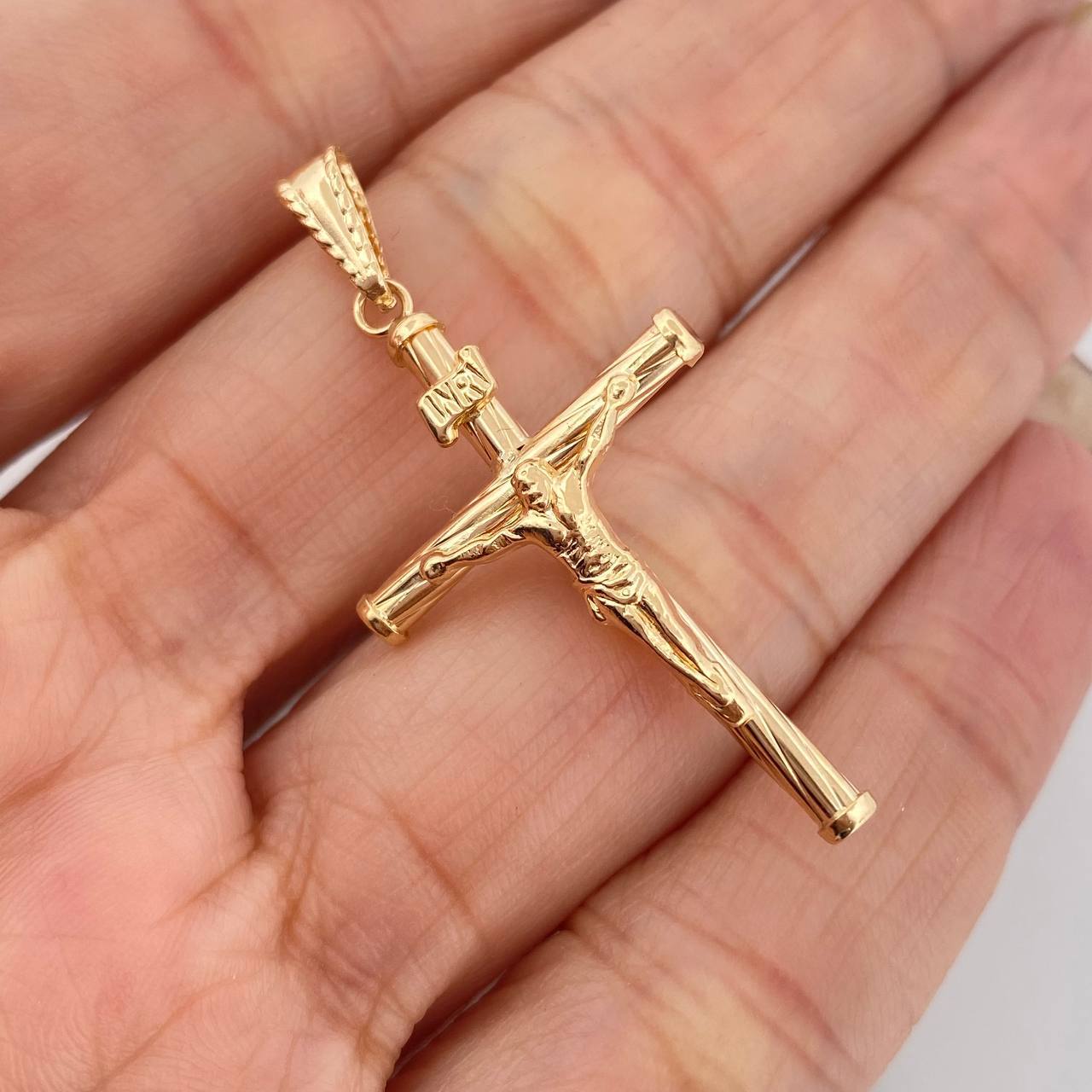Dije Cruz Cristo 1.4 g / 4.4 cm Oro Amarillo 18K