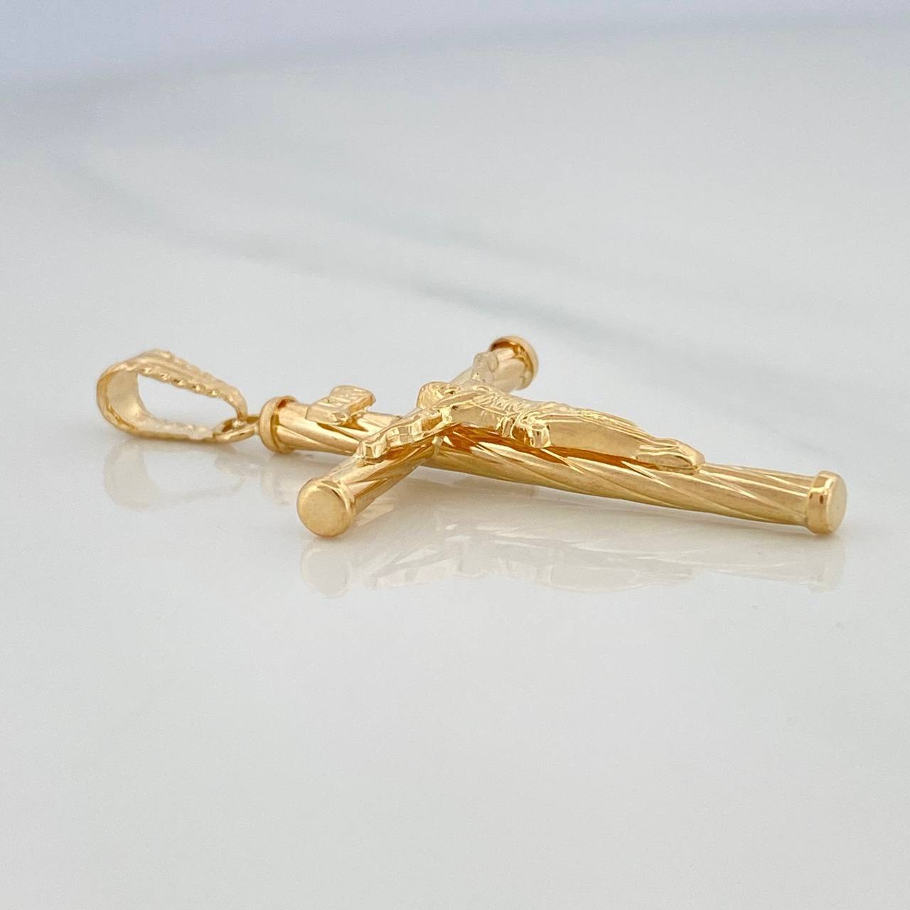 Dije Cruz Cristo 1.4 g / 4.4 cm Oro Amarillo 18K