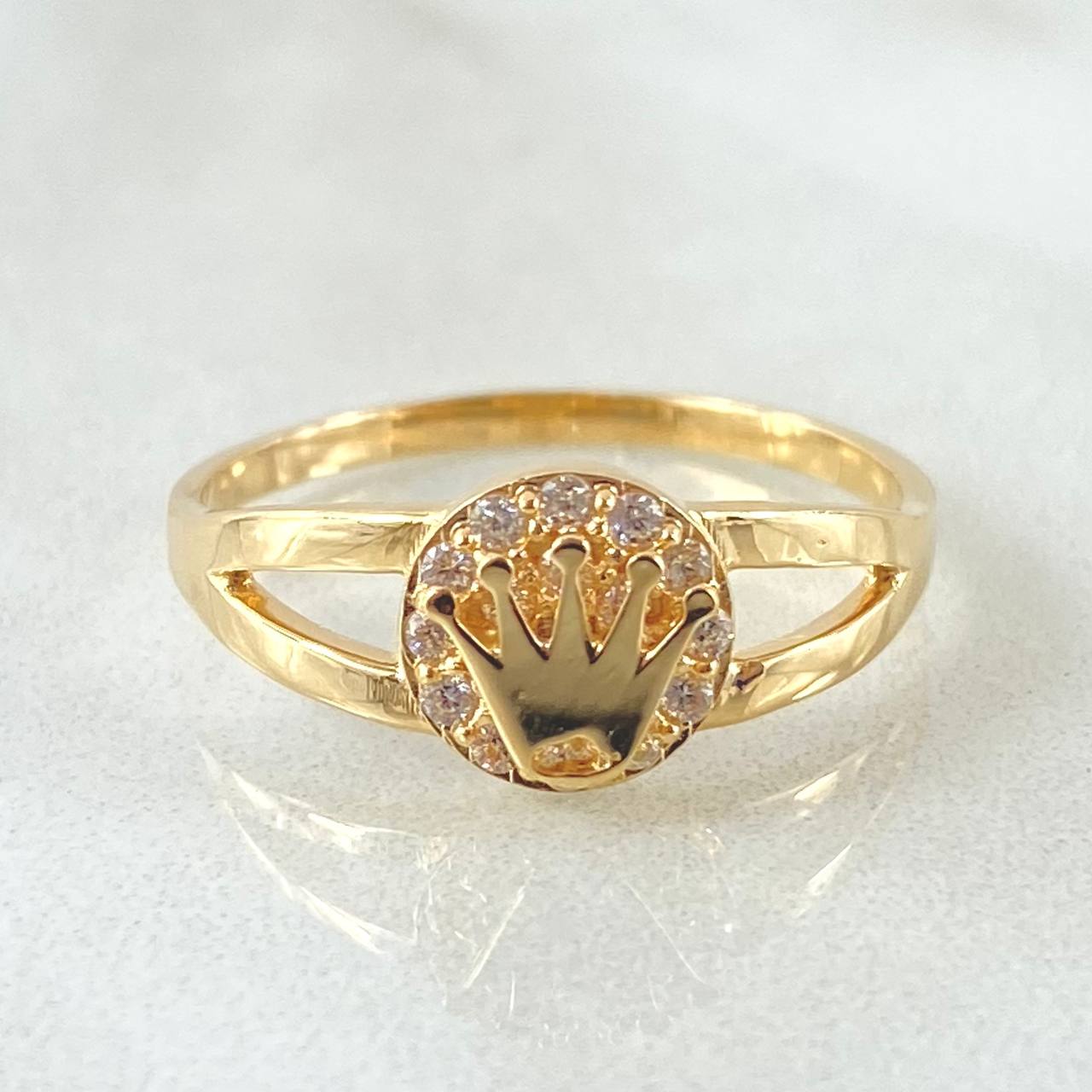 Anillo Corona 2.35gr / T5 1/2 / Oro Amarillo 18K ©