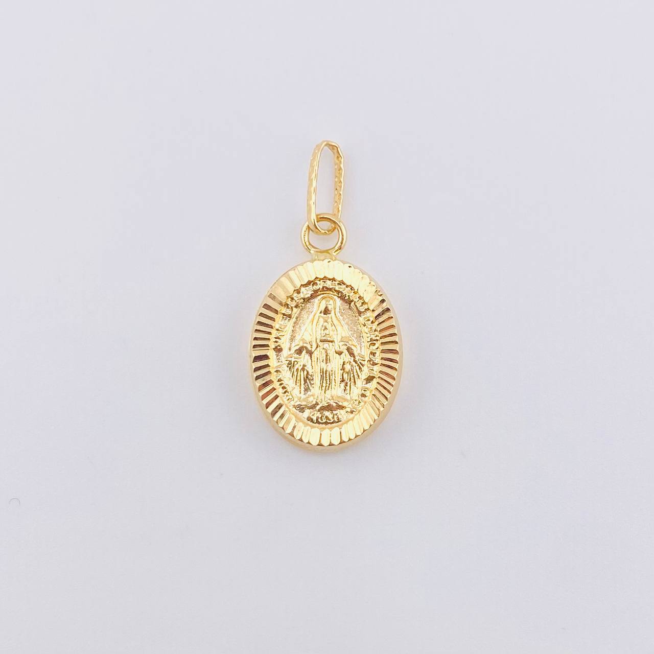 Dije Milagrosa 0.85gr / 2.2cm / Oro Amarillo 18K *