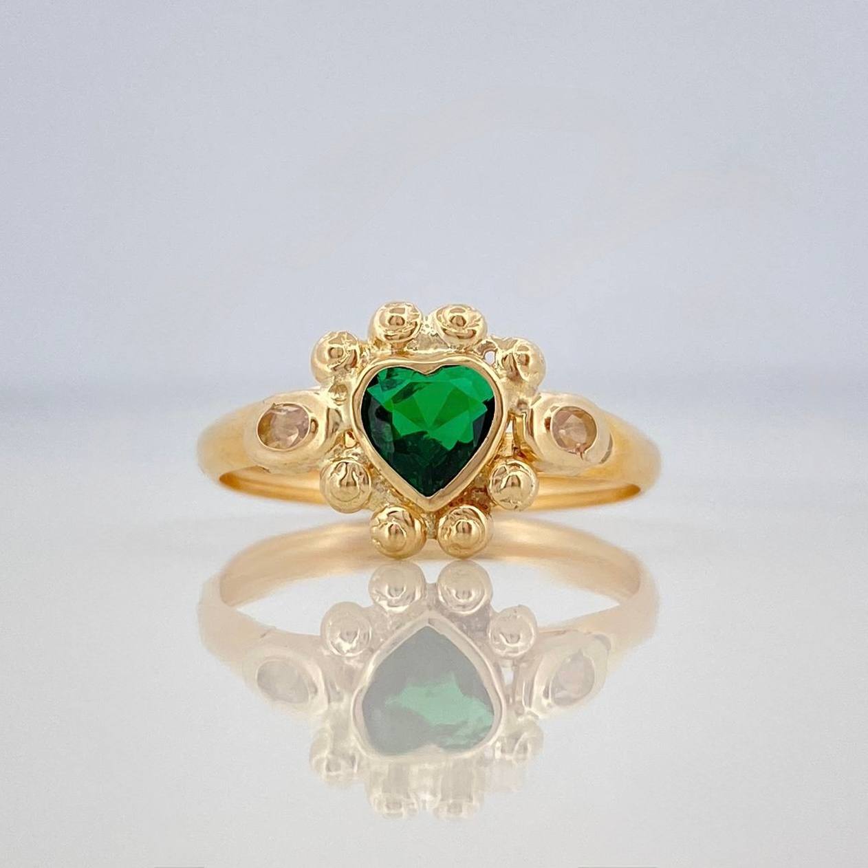 Anillo Solitario Corazon 1.5 g / T8 Oro Amarillo 18K