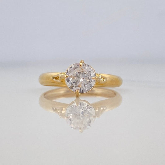 Anillo Solitario 1.35 g / T8 Oro Amarillo 18K