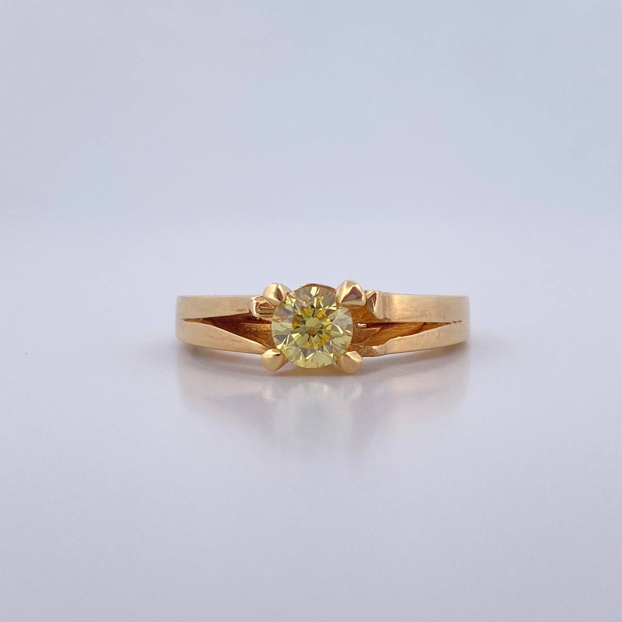 Anillo Dos Lineas 5.05gr / T5 3/4 / Diamante Amarillo 50pts Oro Amarillo (Joya) &
