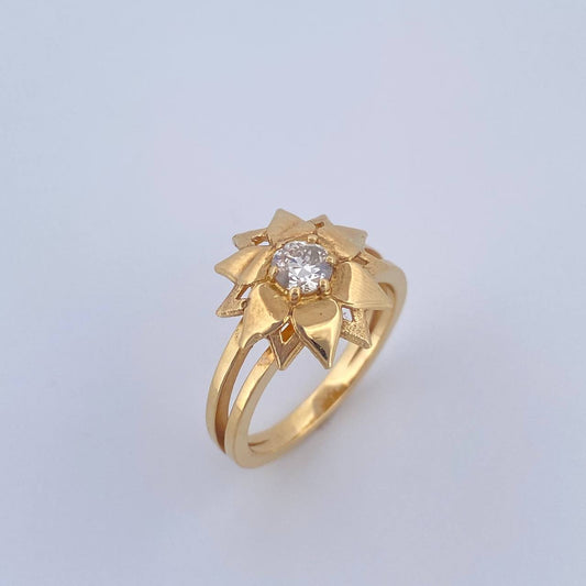 Anillo Solitario Girasol 4.6gr / T5 1/4 / Diamante 27pts Oro Amarillo (Joya) &