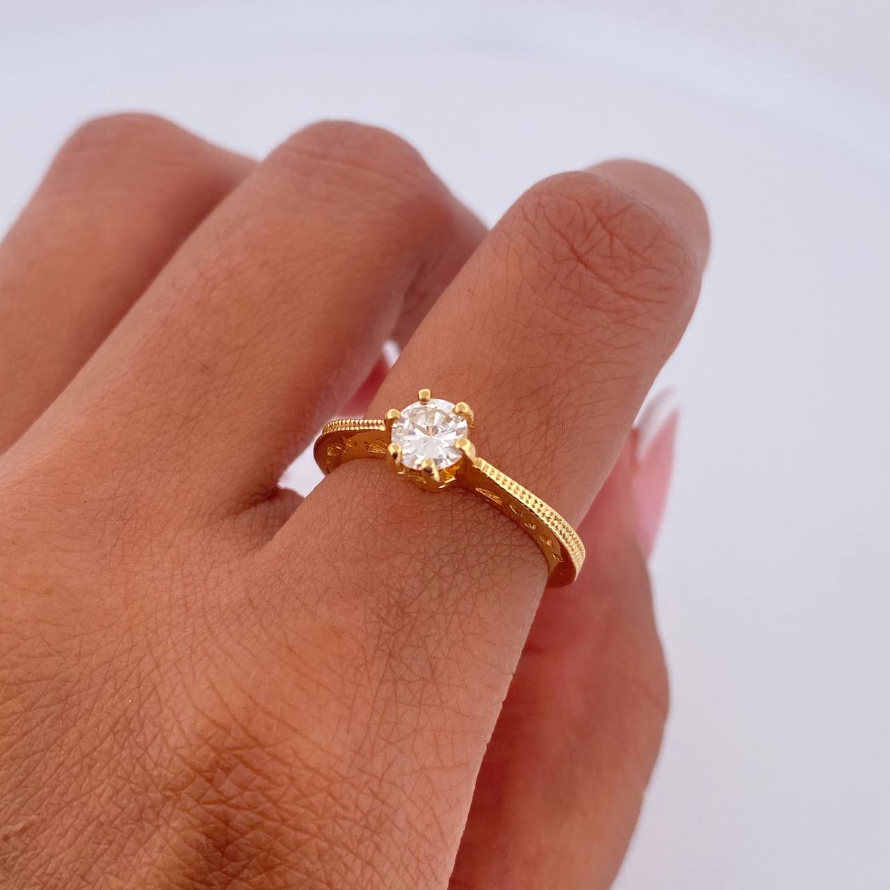 Anillo Solitario 2.85gr / T5 / Diamante 40pts Oro Amarillo (Joya) &