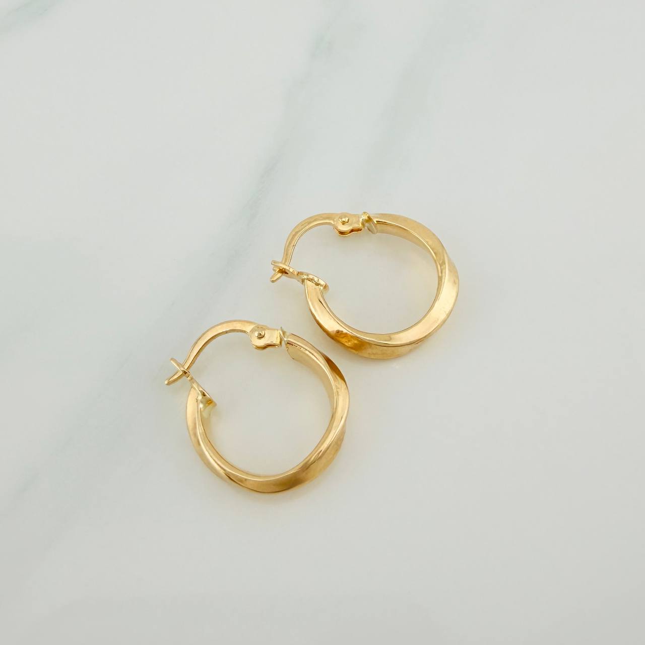 Candongas Vick 1.4gr / 1.8cm / Oro Amarillo 18K &