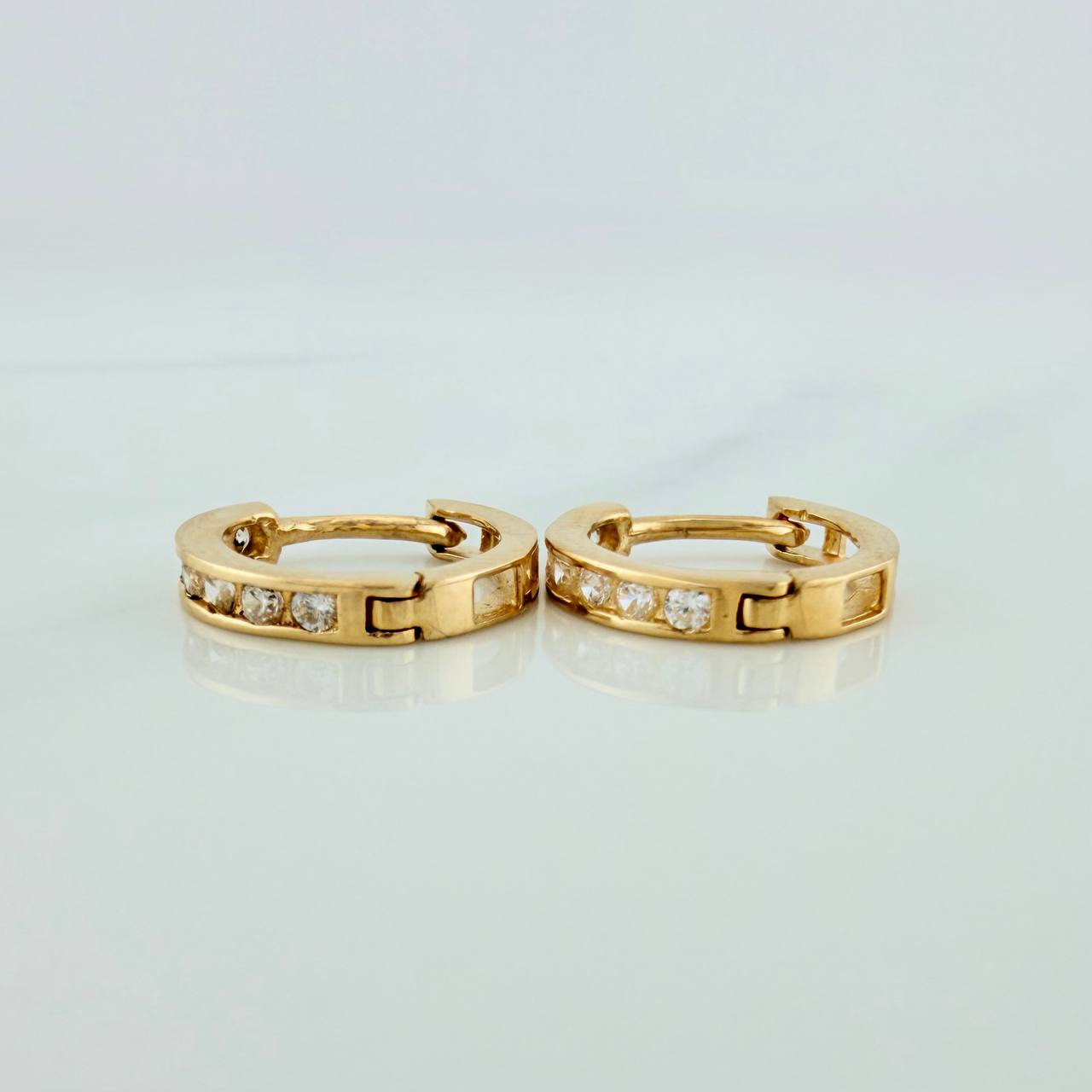 Candongas Carril 1.9gr / 1.2cm / Oro Amarillo 18K &