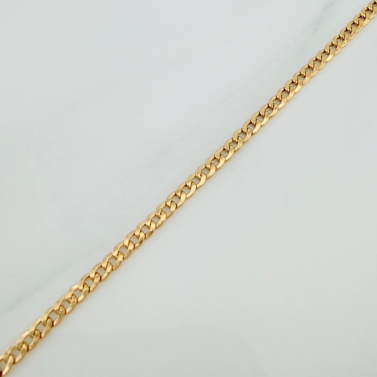 Pulso Cubano 1.15 g / 20.5 cm / 2.5 mm Oro Amarillo 18K