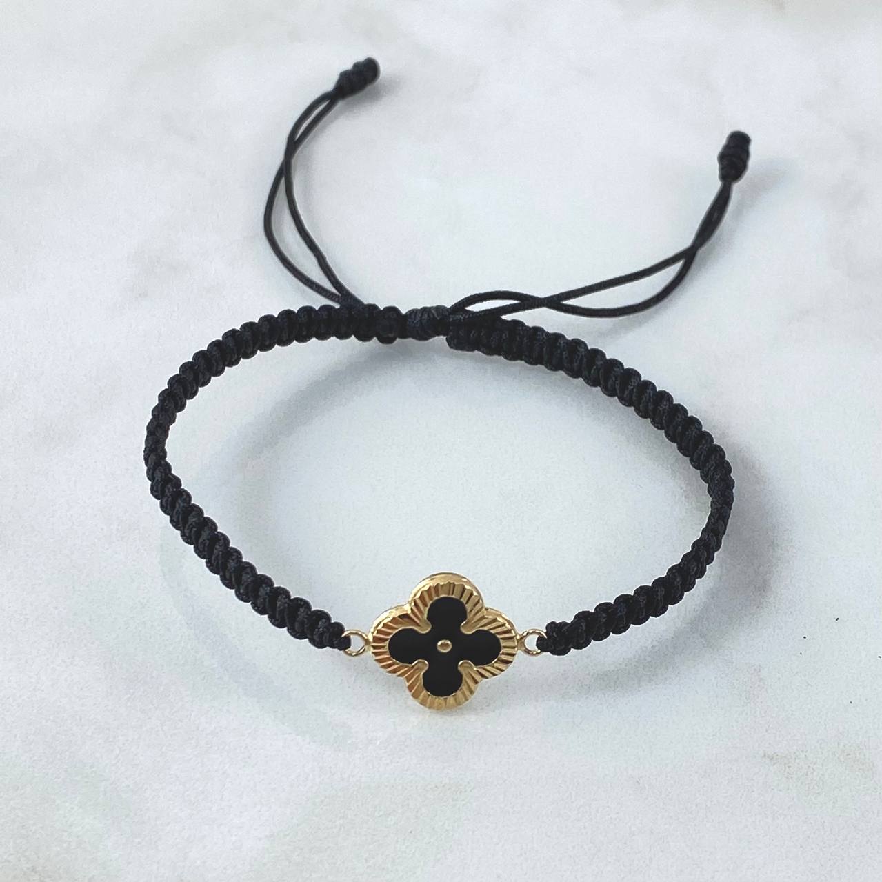 Pulsera Negra Herraje Trébol VCyA 0.95gr / Diamantado Oro Amarillo 18K