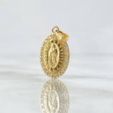 Dije Virgen Guadalupe 2.3gr / 2.3cm / Ovalo Rayado Circones Blancos Oro Amarillo 18K
