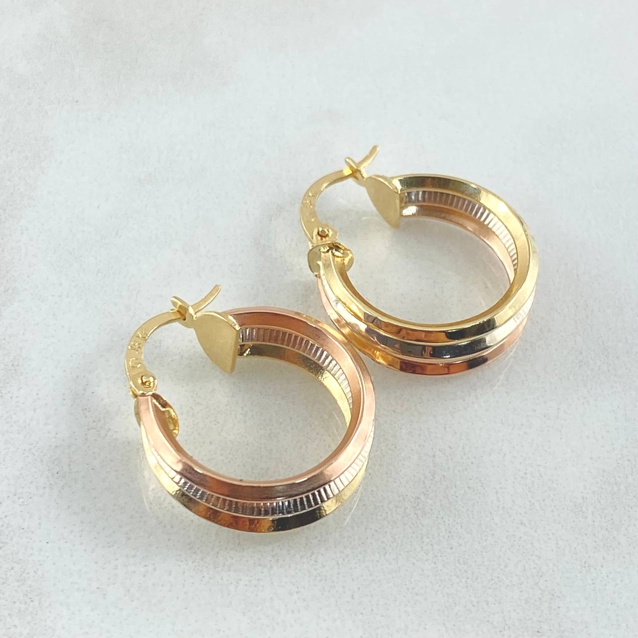 Candongas Aleja 2.4gr / 2.3cm / Tres Oros 18K *