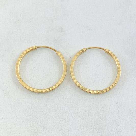 Candongas Aro Rayado 0.65gr / 1.5cm / Oro Amarillo 18K *